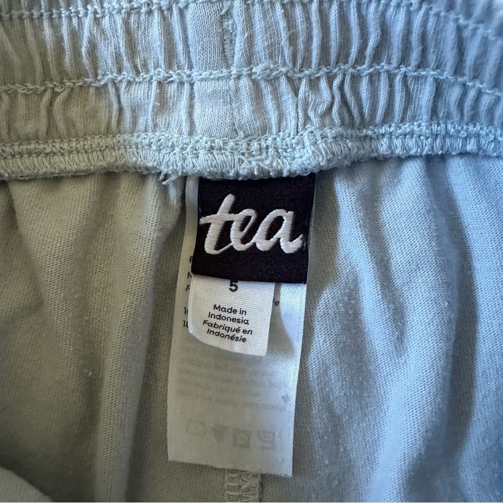 Tea Collection Gradient Blue and White Kids Shorts- Sz 5 - Picture 4 of 7